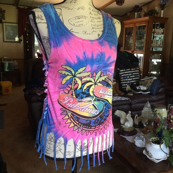 Women’s tie-dye Bahamas cut tank top - Picture 13 of 16